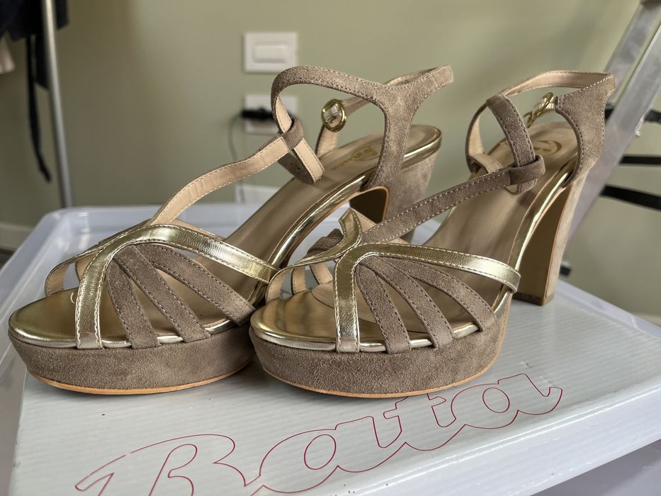 Sandale cu platforma elegante piele Bata