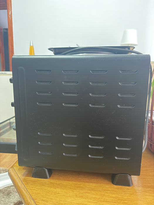 Cuptor electric UNOLD All in One 30L cu 2 plite – aproape nou