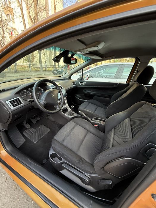 Peugeot 307 Facelift Coupe 1.6 16V camere față/spate