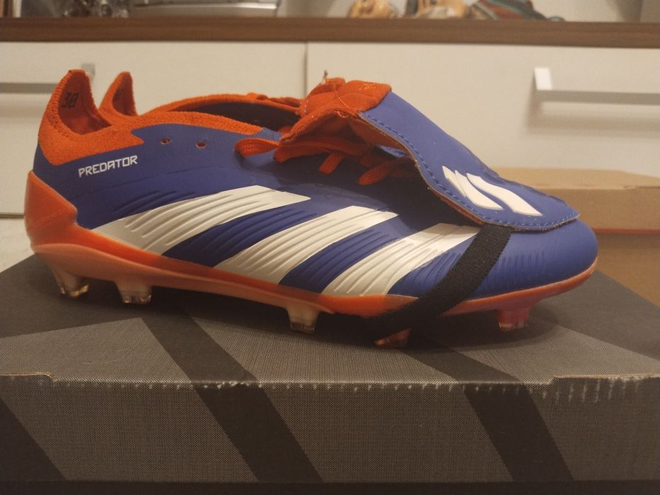 Бутсы adidas predator