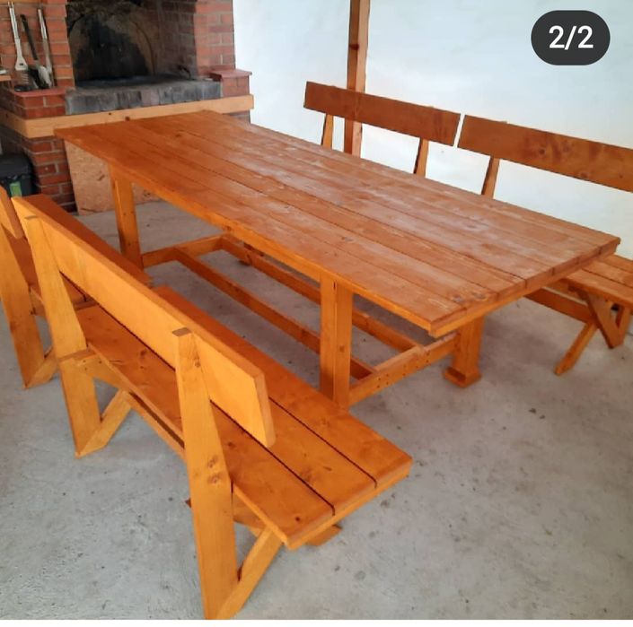 Баварски комплект маса с две пейки