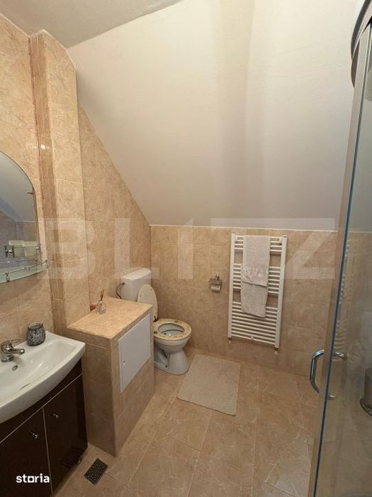Apartament 3 camere, semidecomandat, parcare   – Floresti, zona Prof