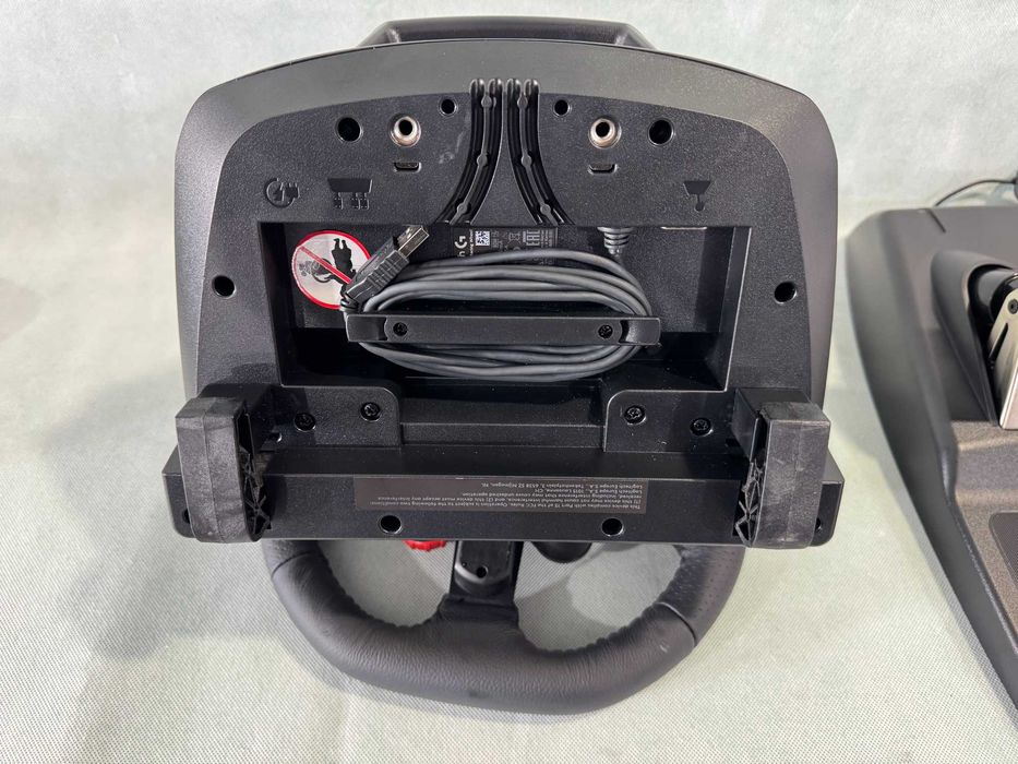 Волан и слушалки - Logitech Driving Force G29 PS3/PS4/PS5/PC