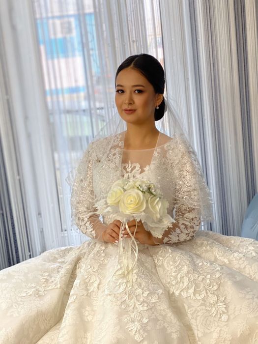 Платья свадебные