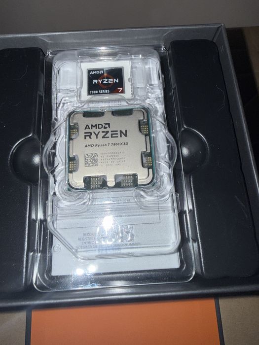 AMD Ryzen 7 7800X3D 8-Core 4.2GHz AM5 Box
