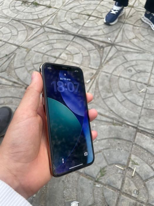 Айфон 11 про золотистый