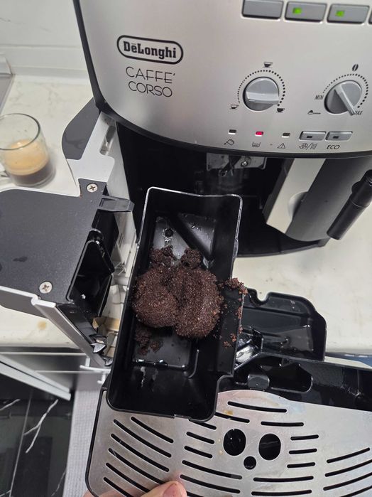 Espressor Automat DeLonghi Magnifica Corso ESAM2803 Aparat Cafea Boabe