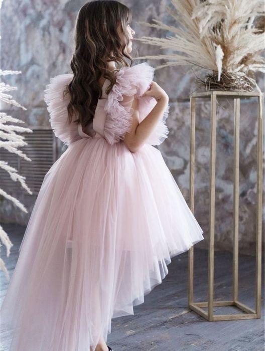 Нарядное платье для девочки продажа прокат