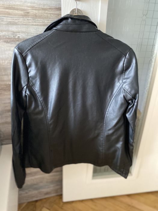 Яке ново- изкуствена кожа