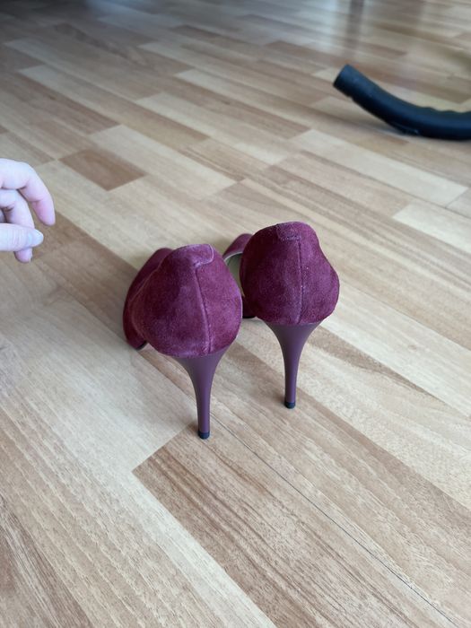 Продам новые туфли 34-35 р