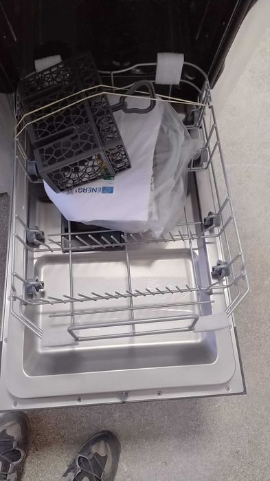 Съдомиялна за вграждане Candy-Кенди 45 см 11 комплекта  Wash & Dry 35'