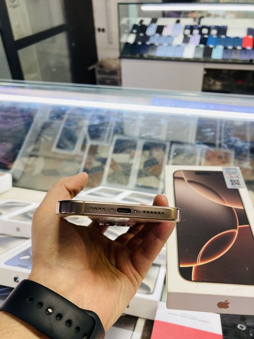 iPhone 16 Pro Max 256 gb 100%