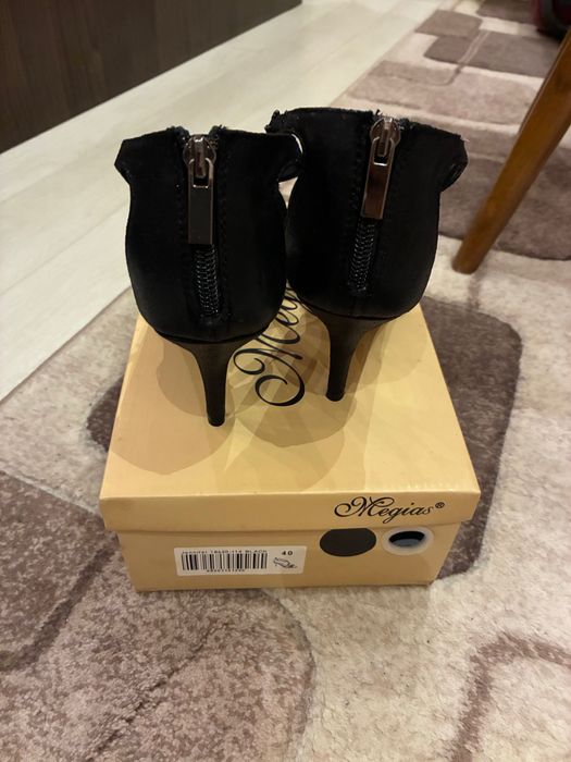 Дамски сандали Megias  40 номер