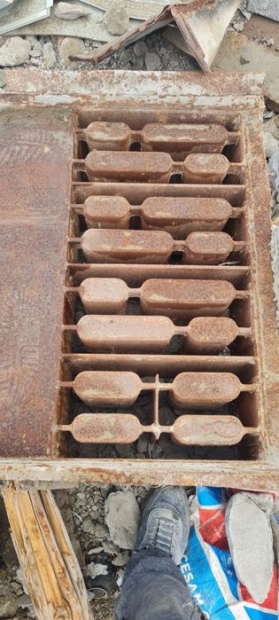 Shlakablok qolip sotiladi