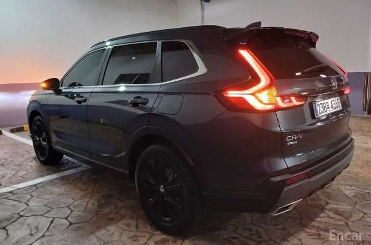 Honda CR-V бензин+гибрид