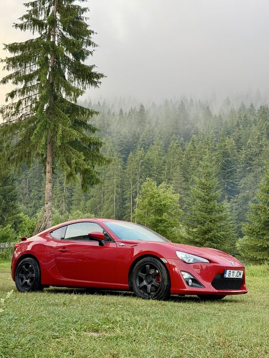 Toyota GT86 2.0, RWD, Manuala, 200cai