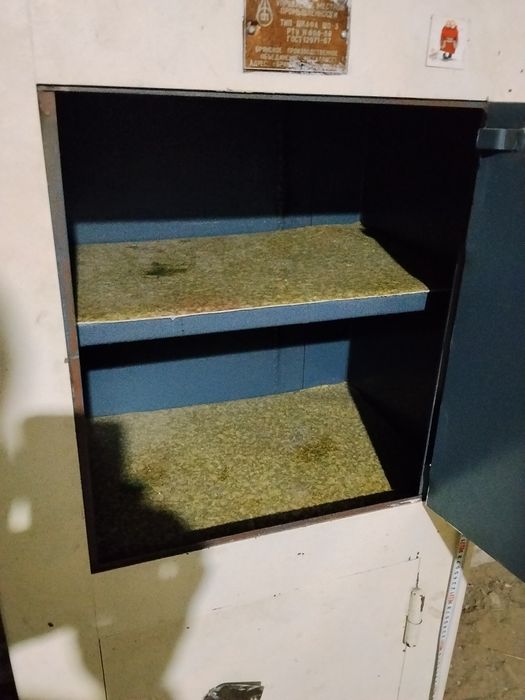 Три сейфа СССР продам