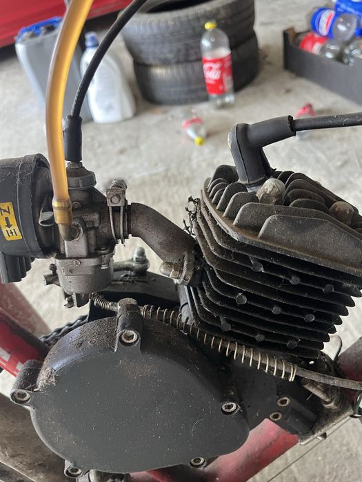 Vand/Schimb atv 200cc si bicicleta cu motor 80cc