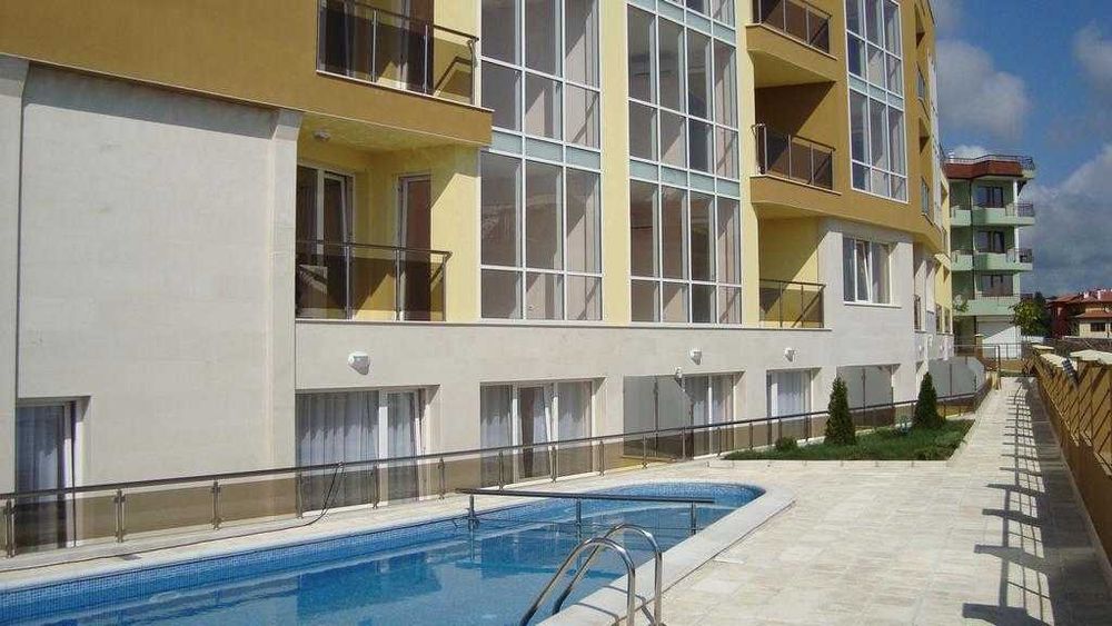 Продава се Двустаен апартамент в Бяла - 139 кв.м за 770 €/кв.м - Снимка #13