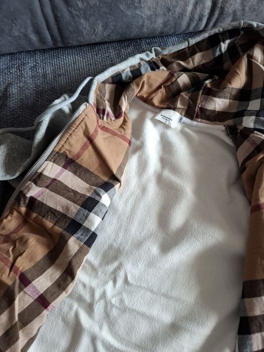 Кофта Burberry размер М