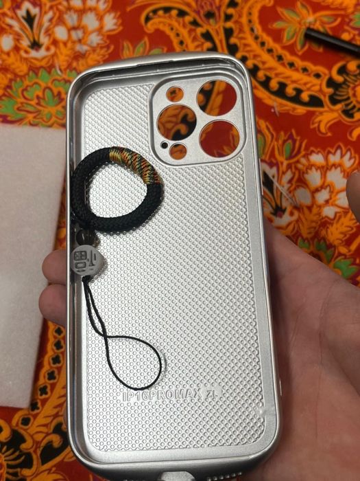 Аксессуары для телефонов