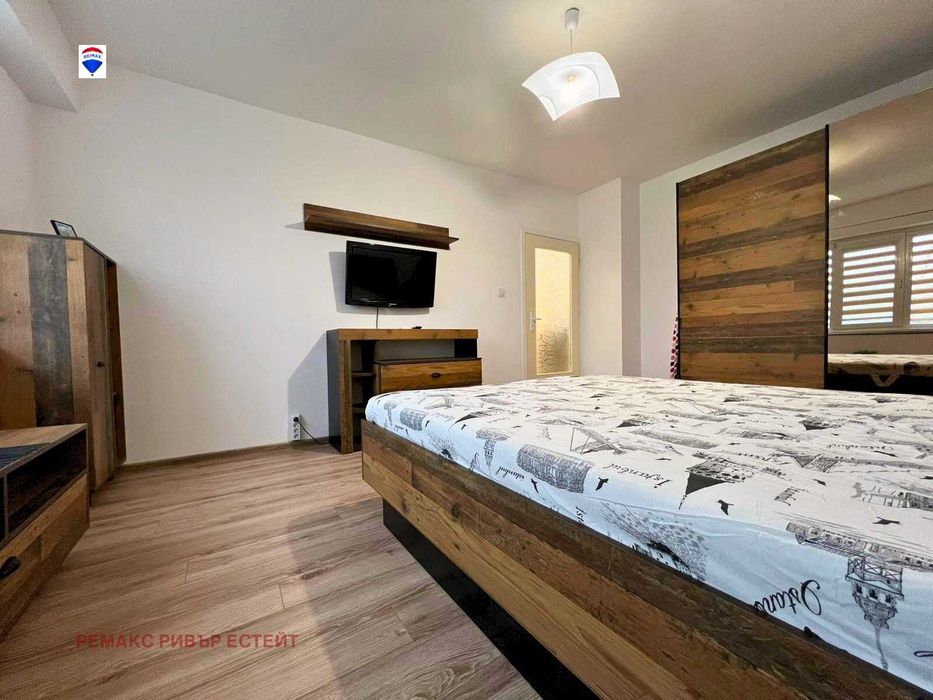 Дава се под наем Едностаен апартамент в Русе, Дружба 1 - 48 кв.м за 306 € - Снимка #2