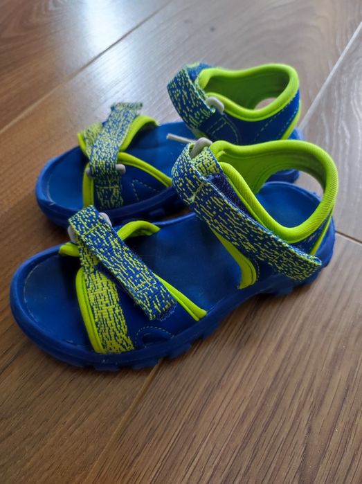 Бебешки и детски обувки и сандали 23-31 номер