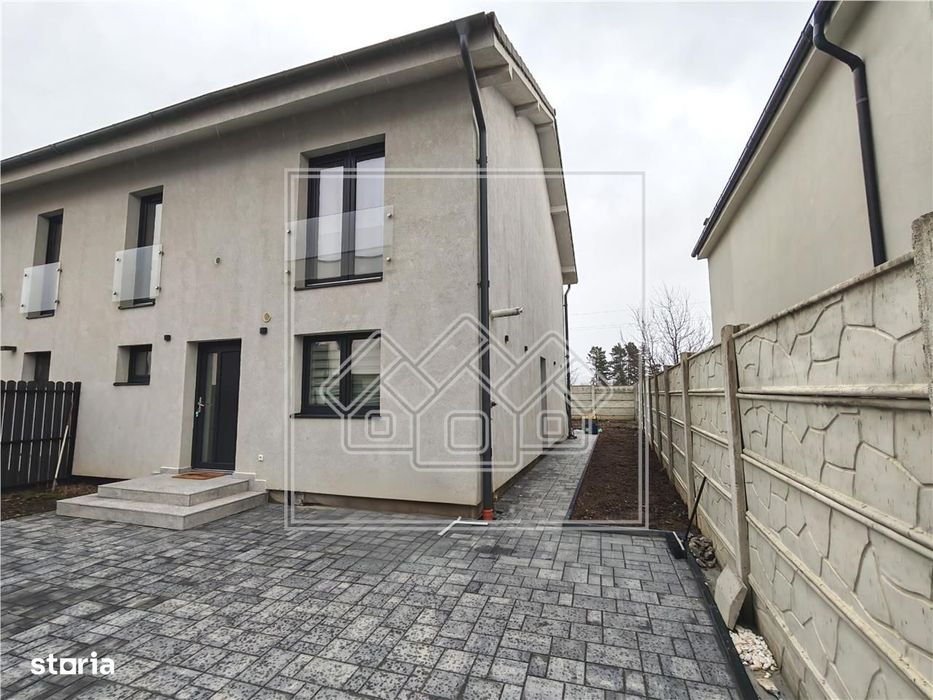 Casa duplex Selimbar - duplex - 4 camere si curte