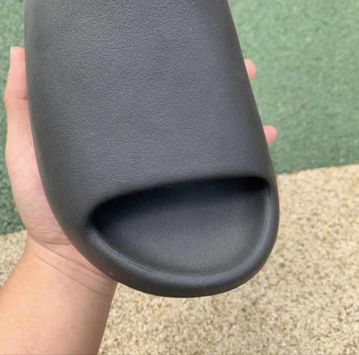 •OFERTA• Papuci Yeezy Slide Negrii Ultimele Bucati