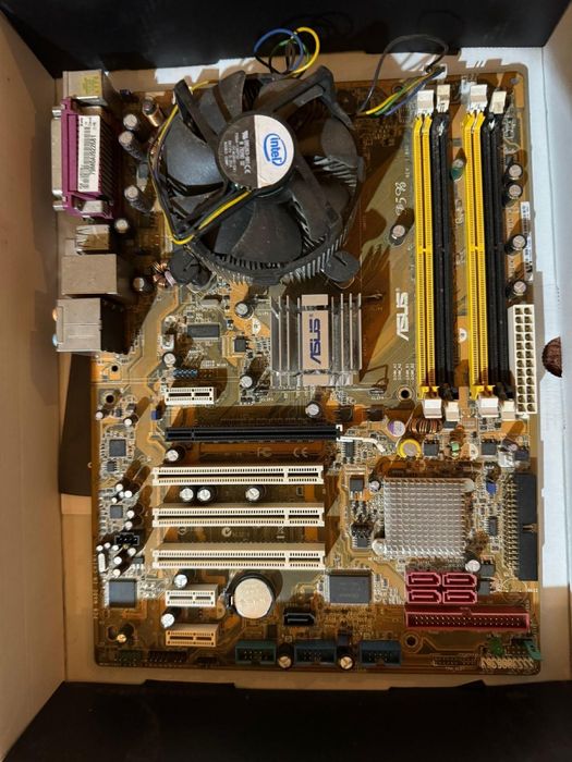 Placi de baza socket 775 sau 1151