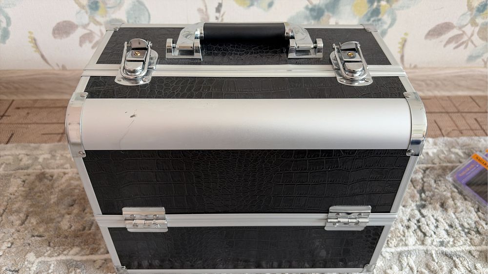 Продается товары для наращивания ресниц