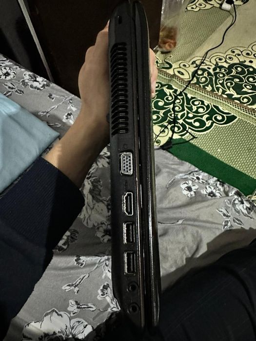 Ноутбук Asus буу