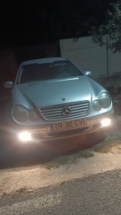 Vând sau schimb.