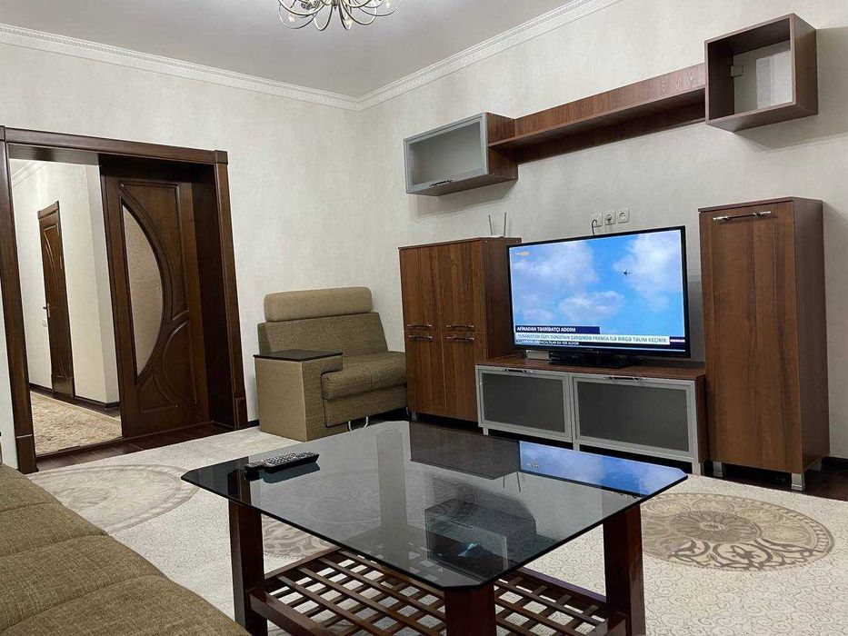 (Добрый) ЦУМ, 82 м², 3/2/4, Просторная квартира