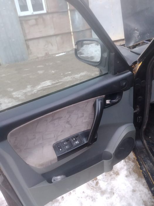 КРАЙСЛЕР Продам волга по запчастям