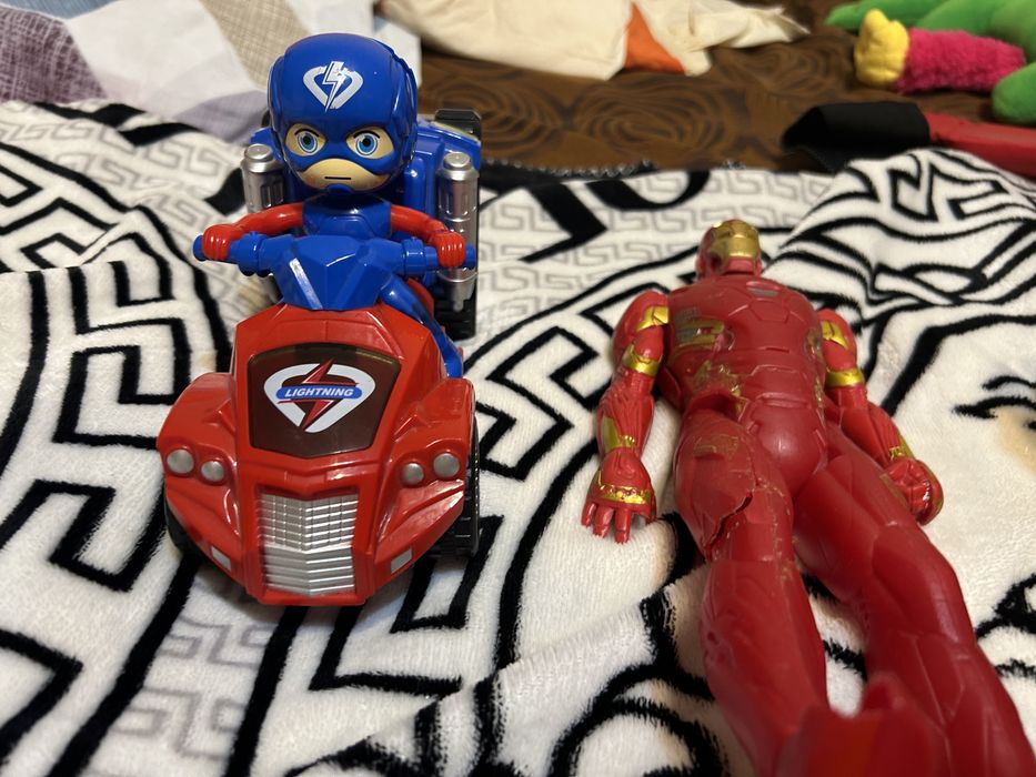 Продаю разные игрушки