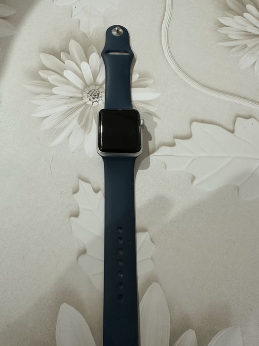 Продам apple watch 3 38см