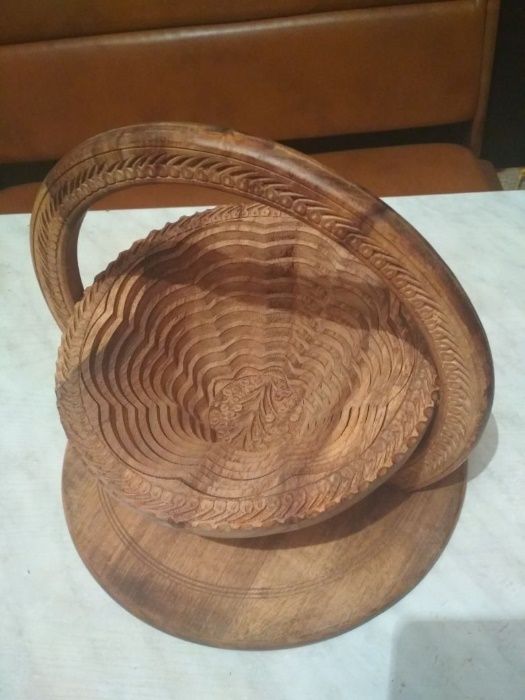 Продаю фруктовницу