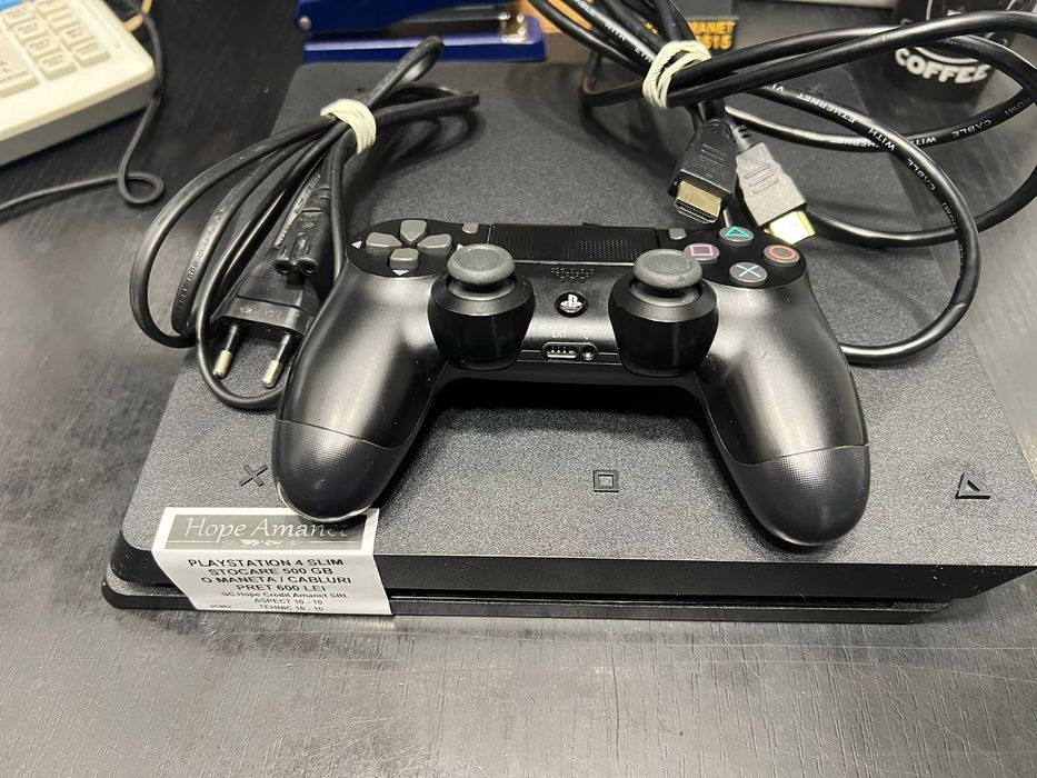 Hope Amanet P3 Playstation 4 Slim 500GB O MANETA / CABLURI