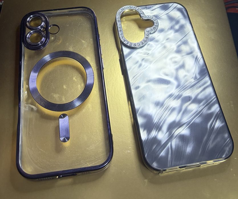 Чехлы на айфон 17