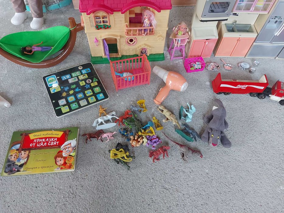 Детски играчки ( всичко от снимките 80лева )