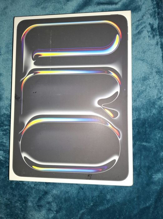 Vând Apple iPad Pro 11, M5, 256GB, Standard Glass, Wi-Fi, SPACE BLACK