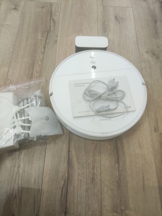 Робот пылесос полная комплектация