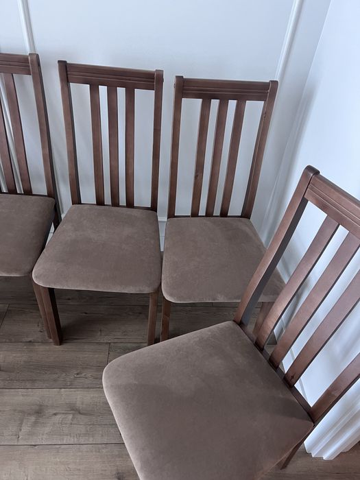 Продам стулья почти новые