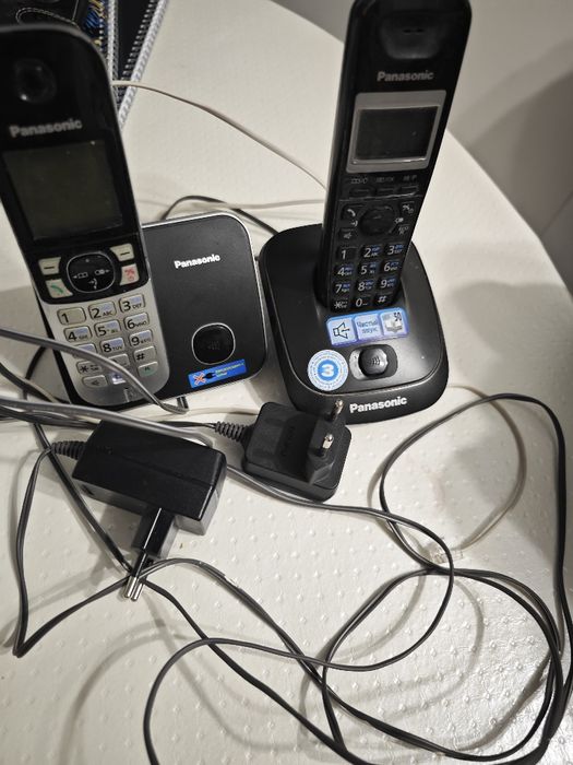 Продам телефон - 2 шт