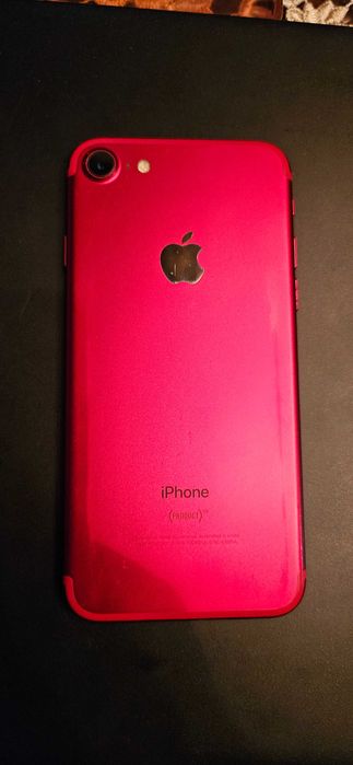 iPhone 7 Red product