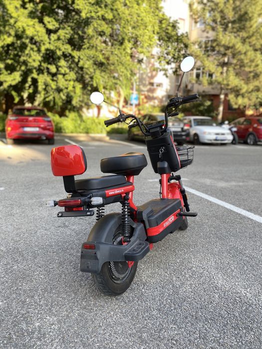 Vând scuter electric RDB Lima