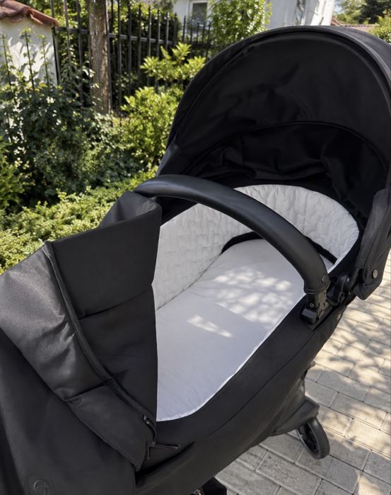 STOKKE Xplory X – Rich Black