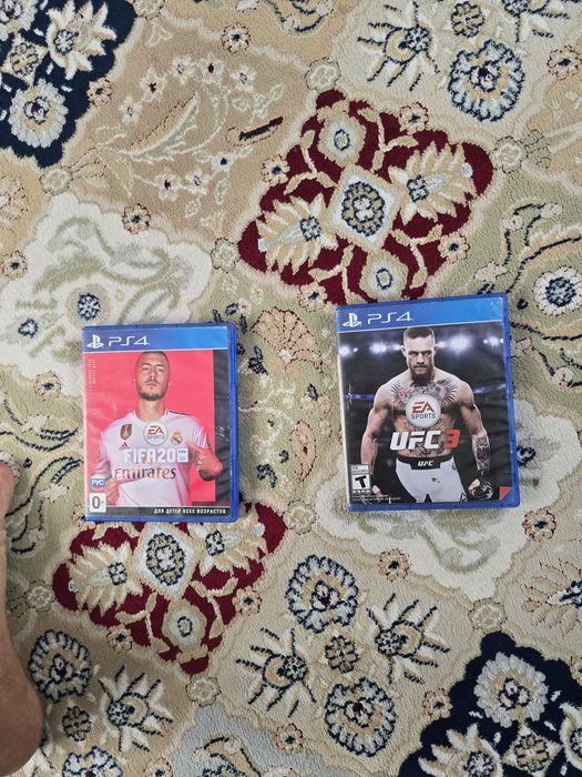 Продам playstation 4