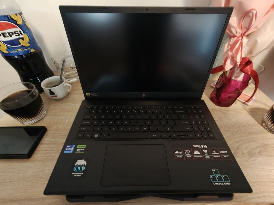 Vând laptop de gaming